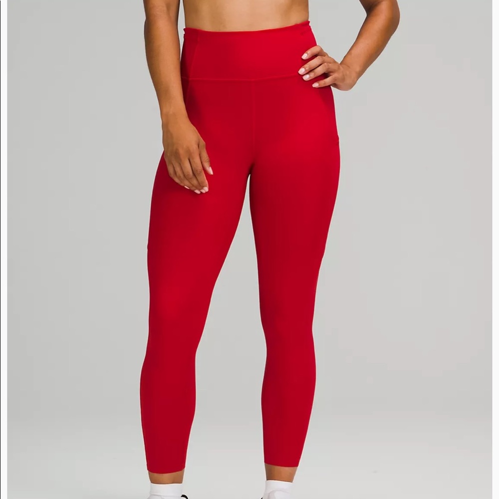 Lululemon Fast and Free Tight 25” in Dark Red